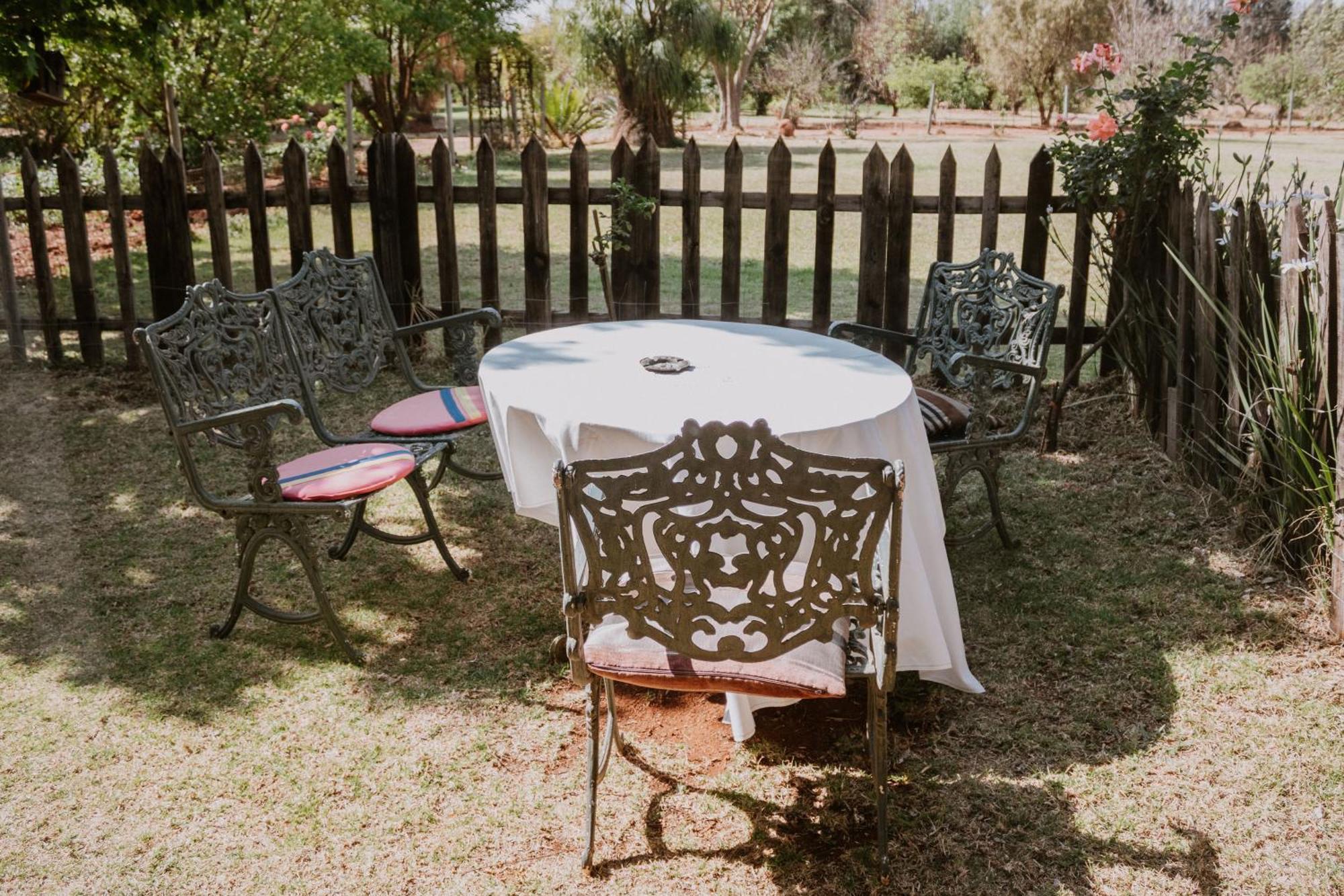 White Linen Guesthouse Tierpoort Dış mekan fotoğraf