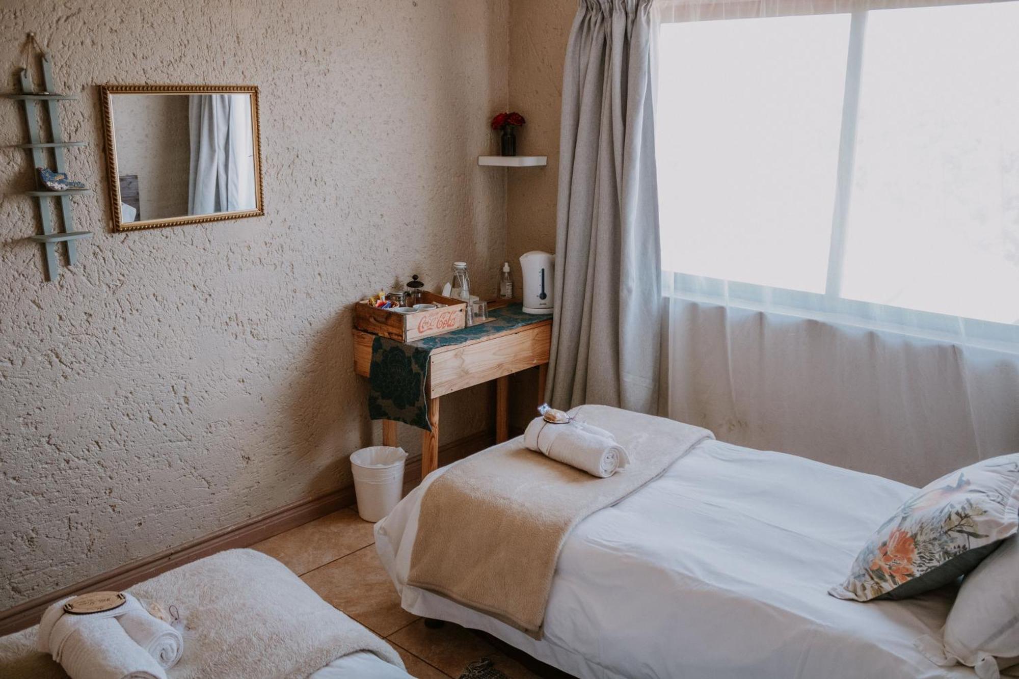 White Linen Guesthouse Tierpoort Dış mekan fotoğraf