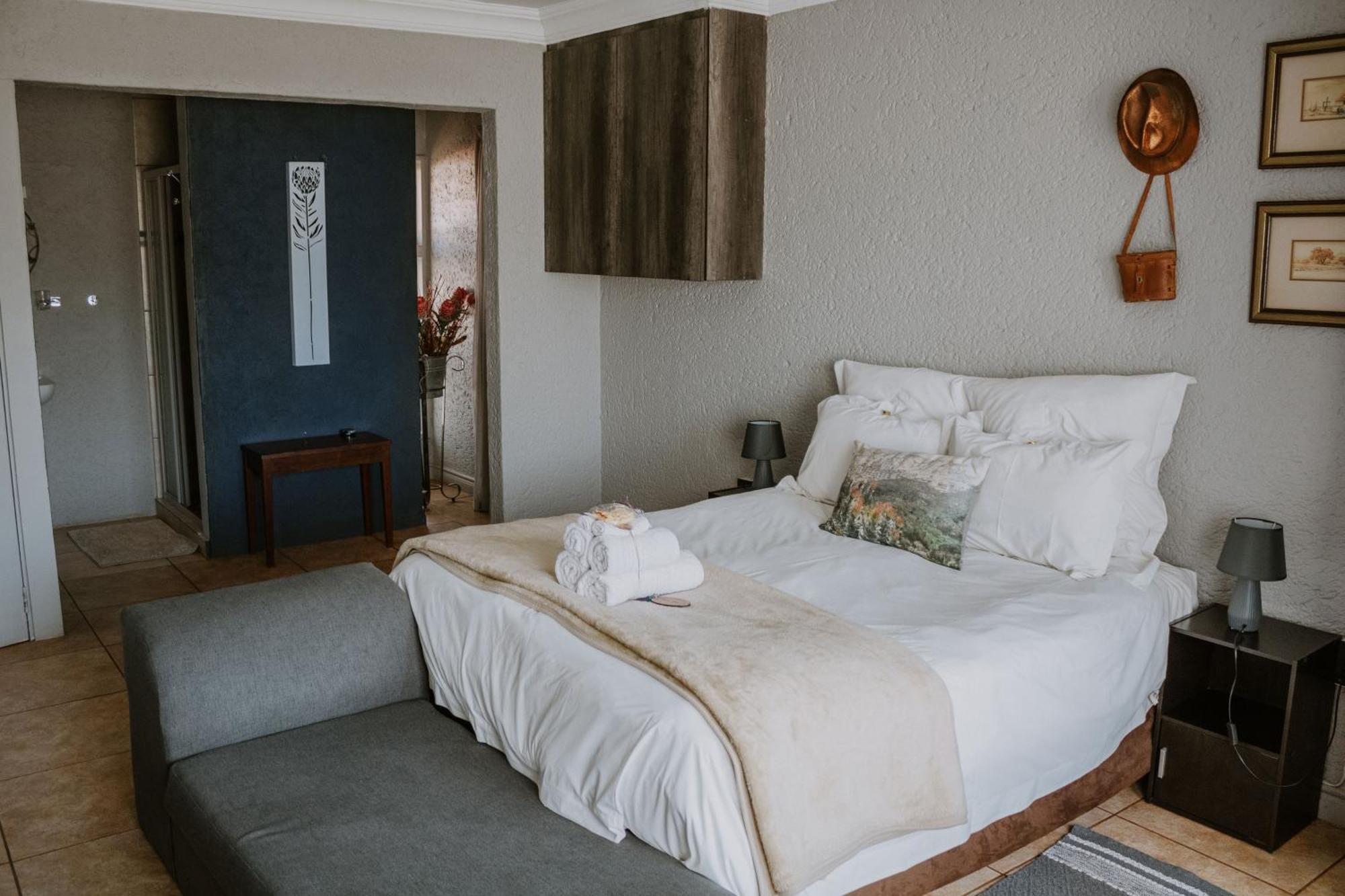 White Linen Guesthouse Tierpoort Dış mekan fotoğraf
